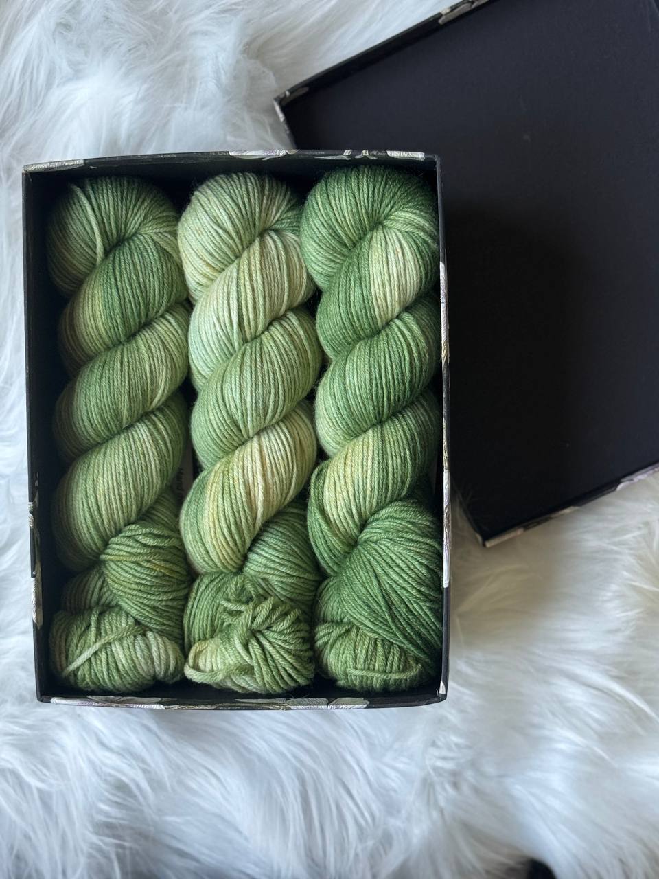 Merino Yarn – 100% Superwash Merino – 250m / 100g Spring Allegro