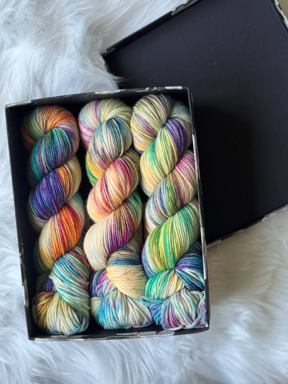 Merino Yarn – 100% Superwash Merino – 250m / 100g Color Rhapsody