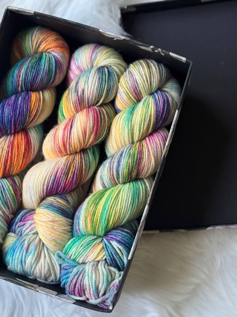 Merino Yarn – 100% Superwash Merino – 250m / 100g Color Rhapsody