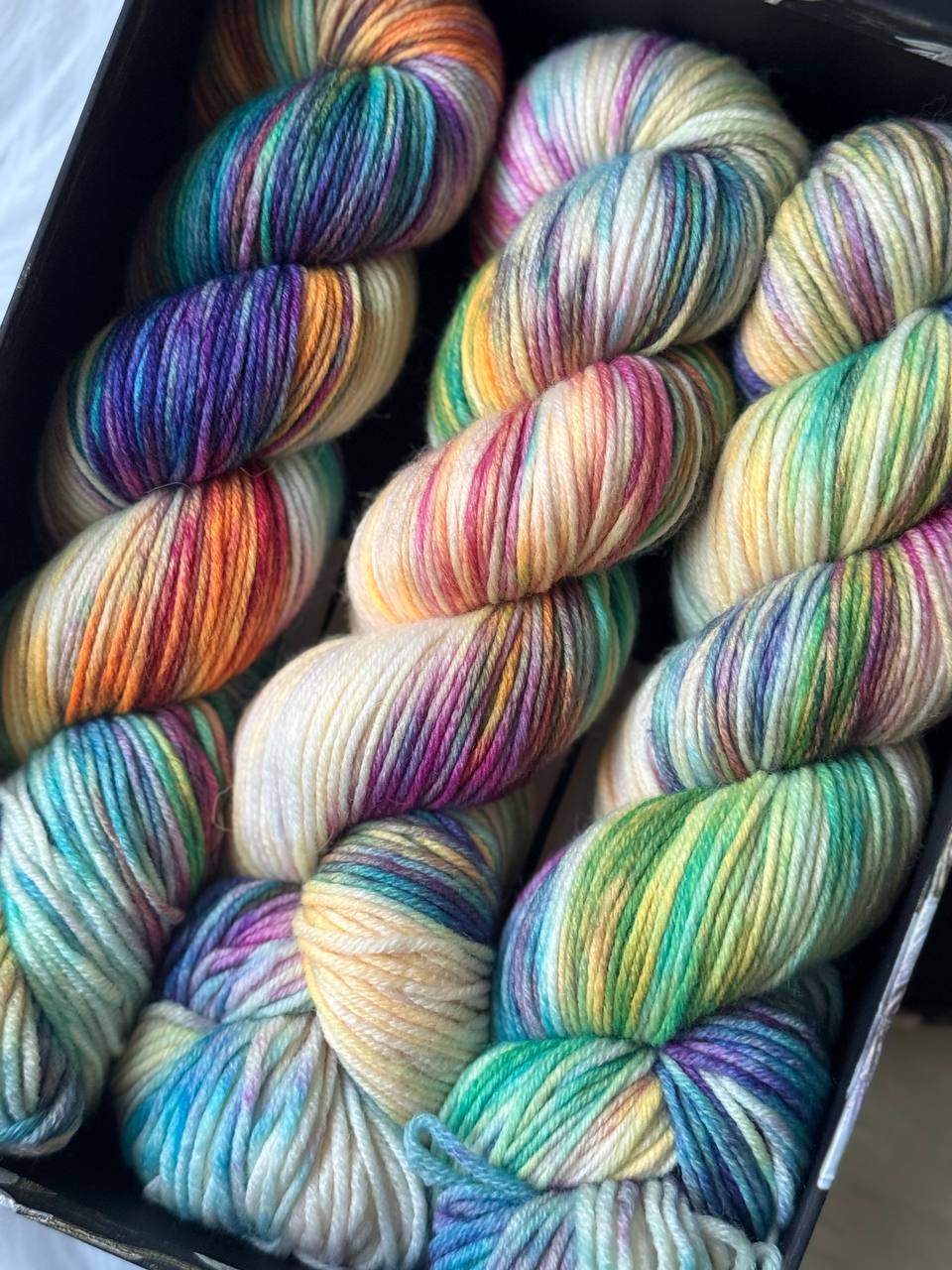 Merino Yarn – 100% Superwash Merino – 250m / 100g Color Rhapsody