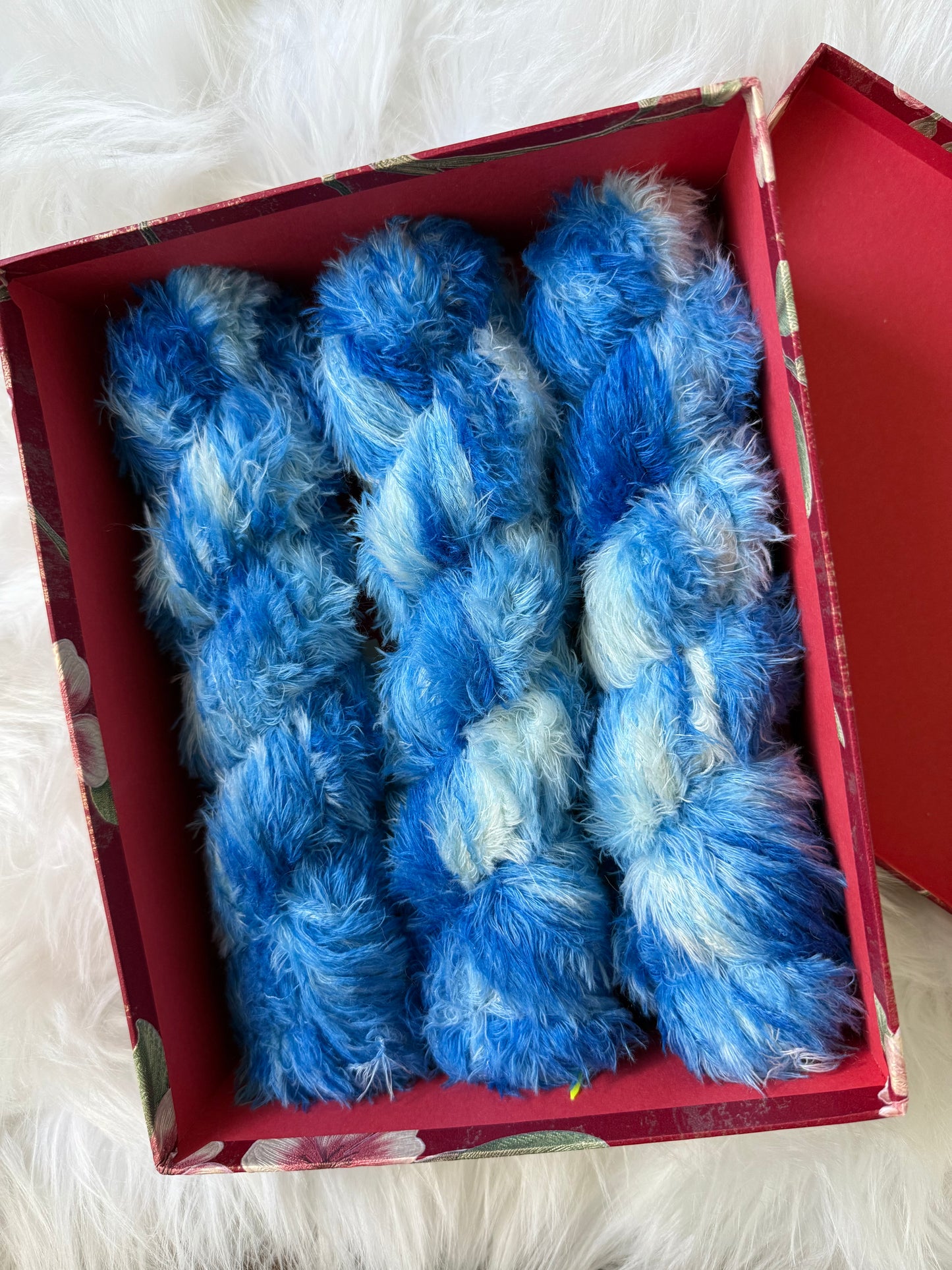 Hand dyed yarn 💙 Colour: “Blueberry Dream”