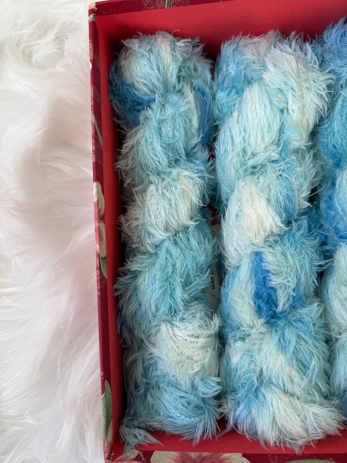 Hand dyed yarn 💙 Colour: “Arctic Sky”
from the Dream Fuzz collection