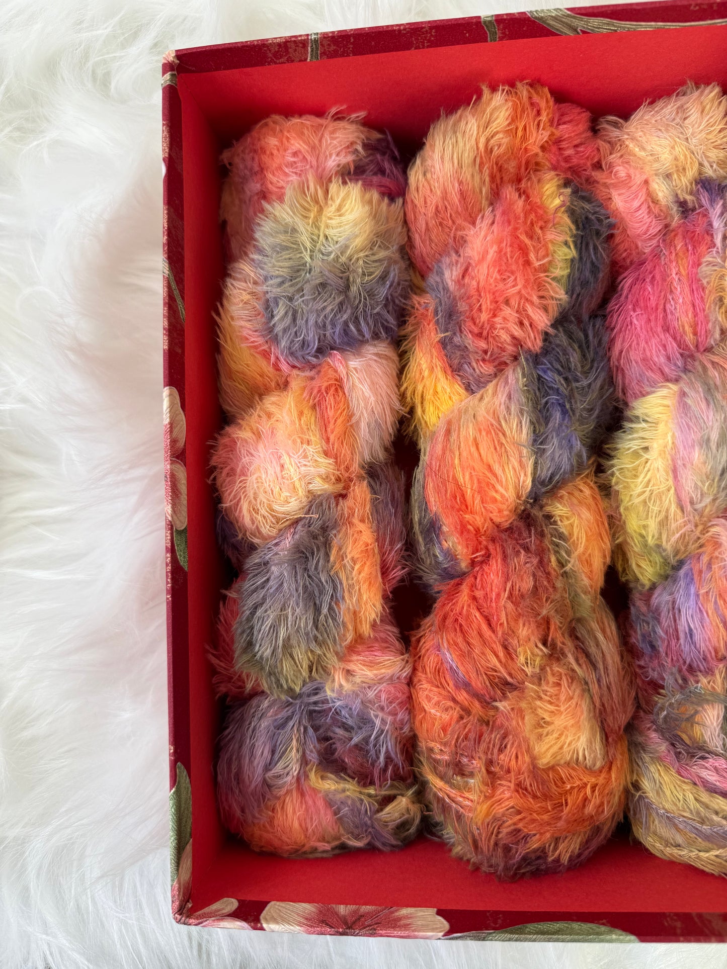 Hand dyed yarn 🔥 Colour: “Sunset Carnival”
from the Dream Fuzz collection