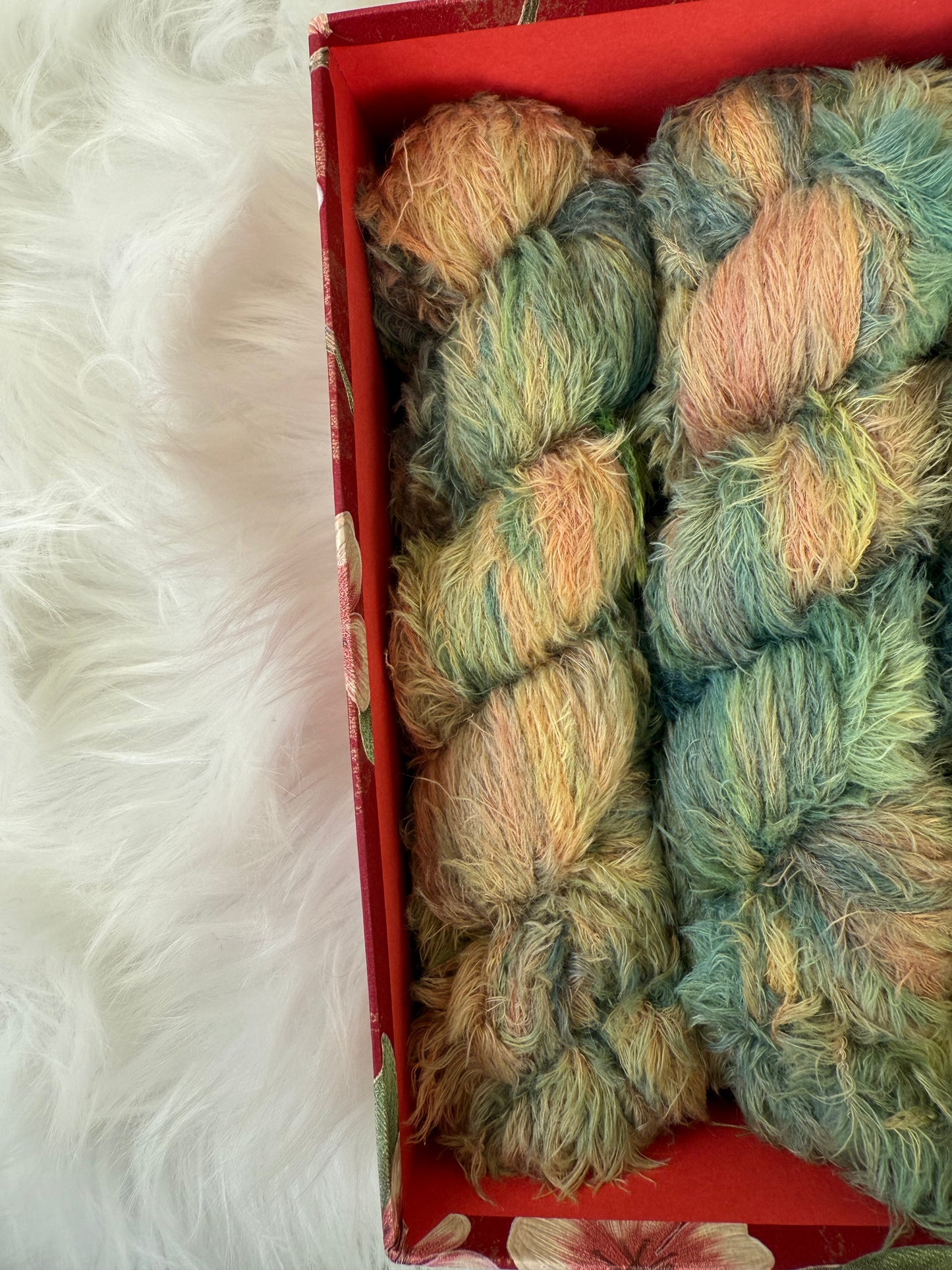 Hand dyed yarn 🌿 Colour: “Moss Garden”
from the Dream Fuzz collection