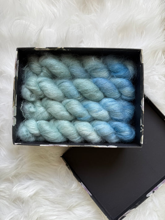 Hand dyed yarn 💧 Colorway: Raindrop Whisper
