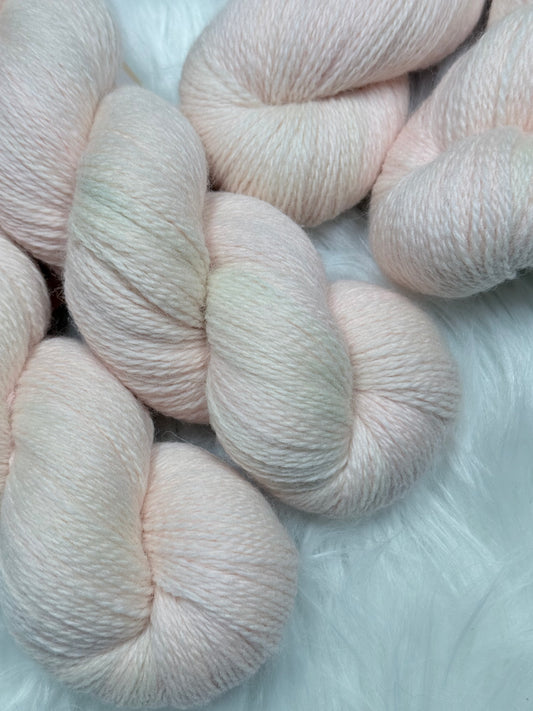 Hand dyed yarn Shetland