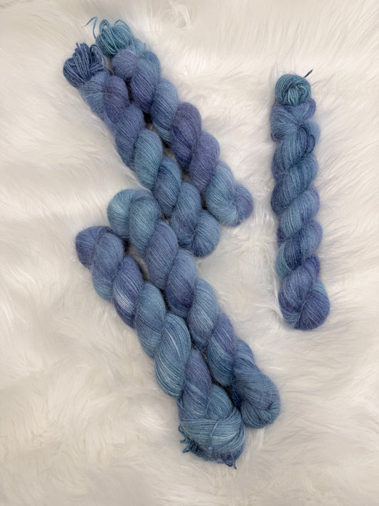 Hand dyed yarn angora/merino/polyamide