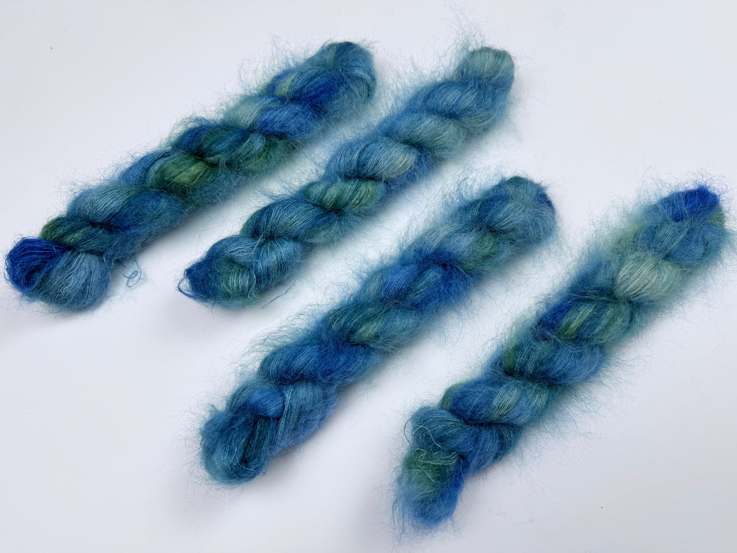 Hand dyed yarn — 50% Mohair / 50% Polyamide — 450m / 50g